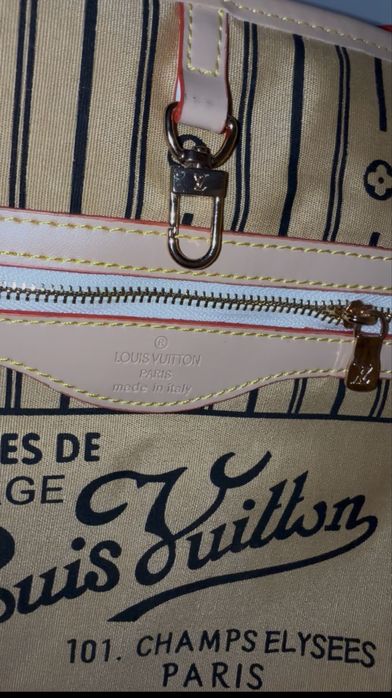 Louis Vuitton Neverfull Damier Azur