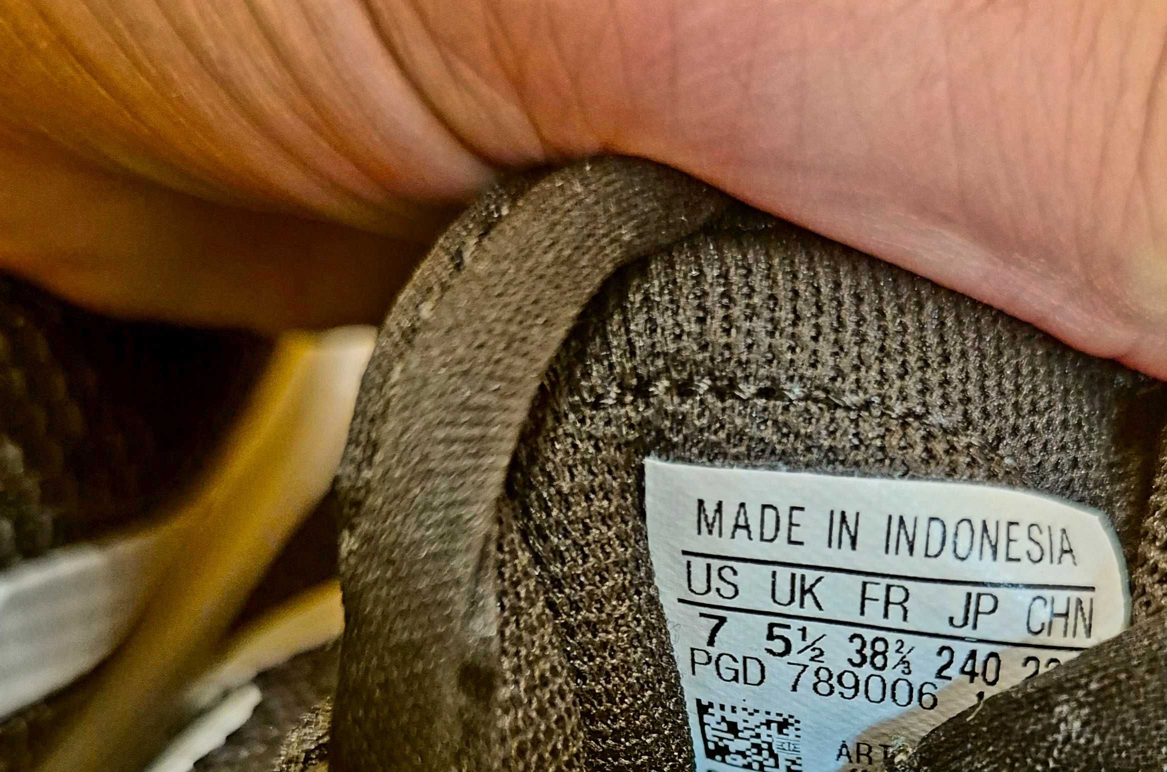 Оригинални маратонки Adidas. Номер 38.5