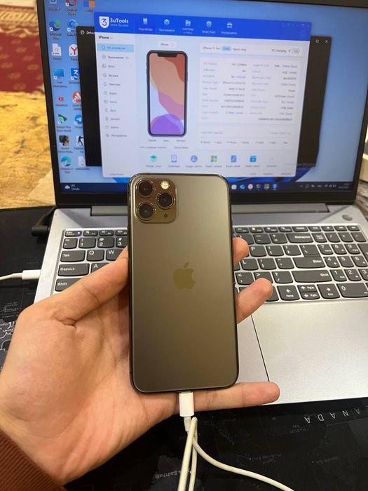 iPhone 11 pro

 Память: 256GB
Ёмкость: 75%
Состояние: Масло  
Цена:  2