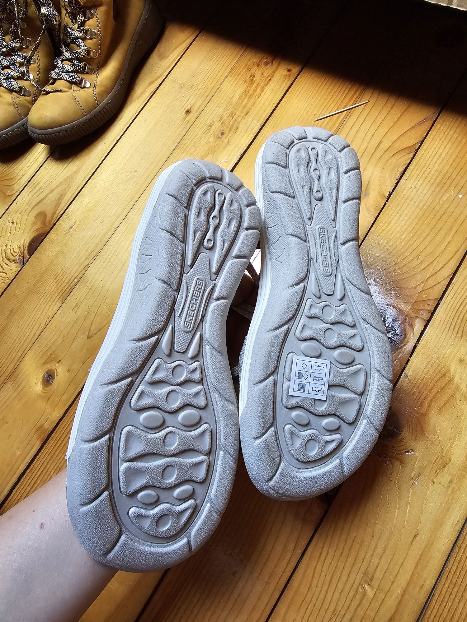 Sandale skechers