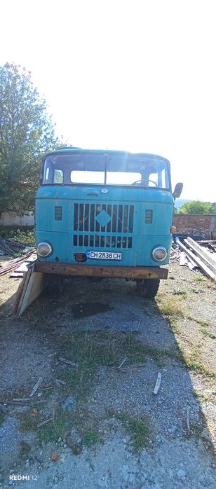 Камион ИФА 4х4 в движение.