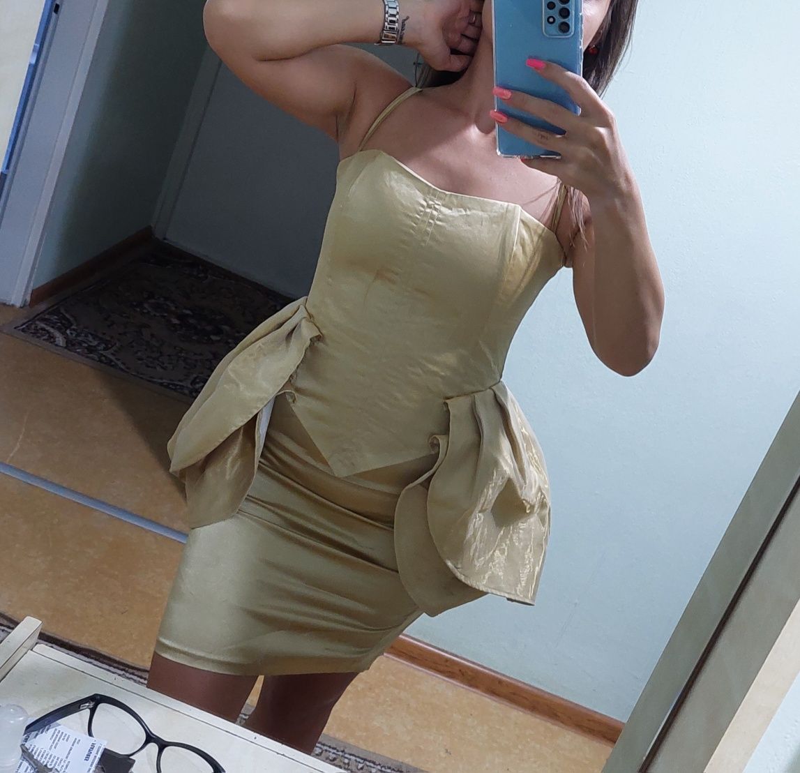 Рокля шита по поръчка