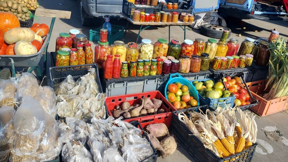 Pepenași murați, murături asortate