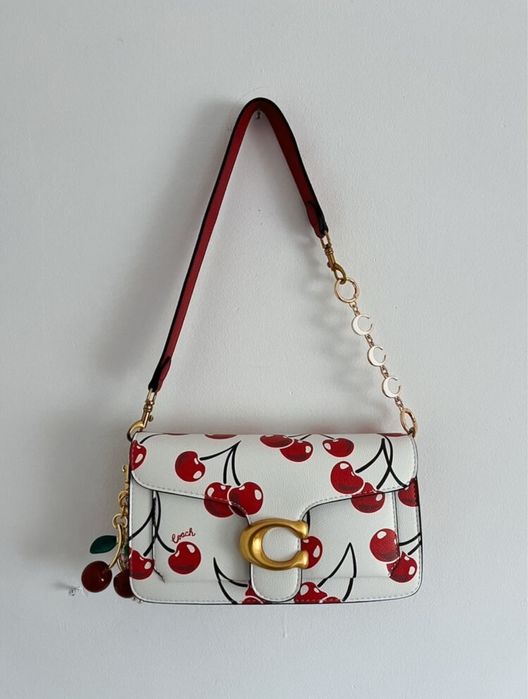 Coach дамска чанта на череши