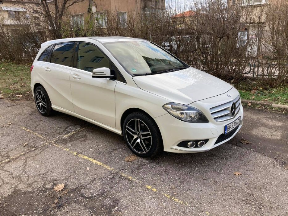 Мерцедес Бенц Б 180