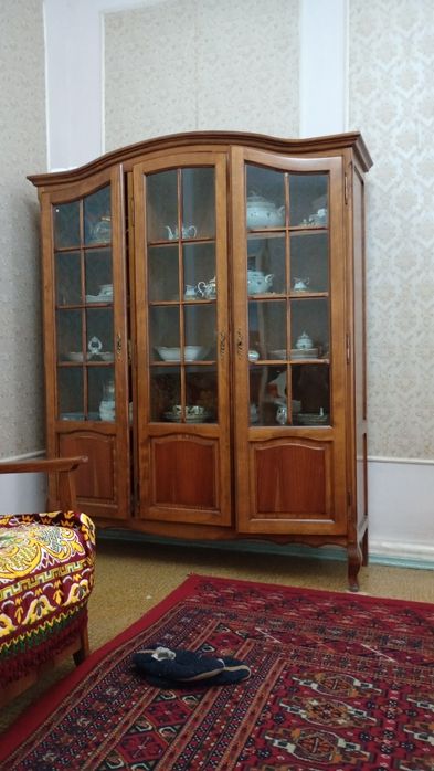 Горка для гостийной