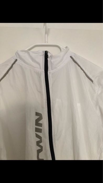 Jachetă de vânt Decathlon B-Twin ultraușoară în alb, mărime XL