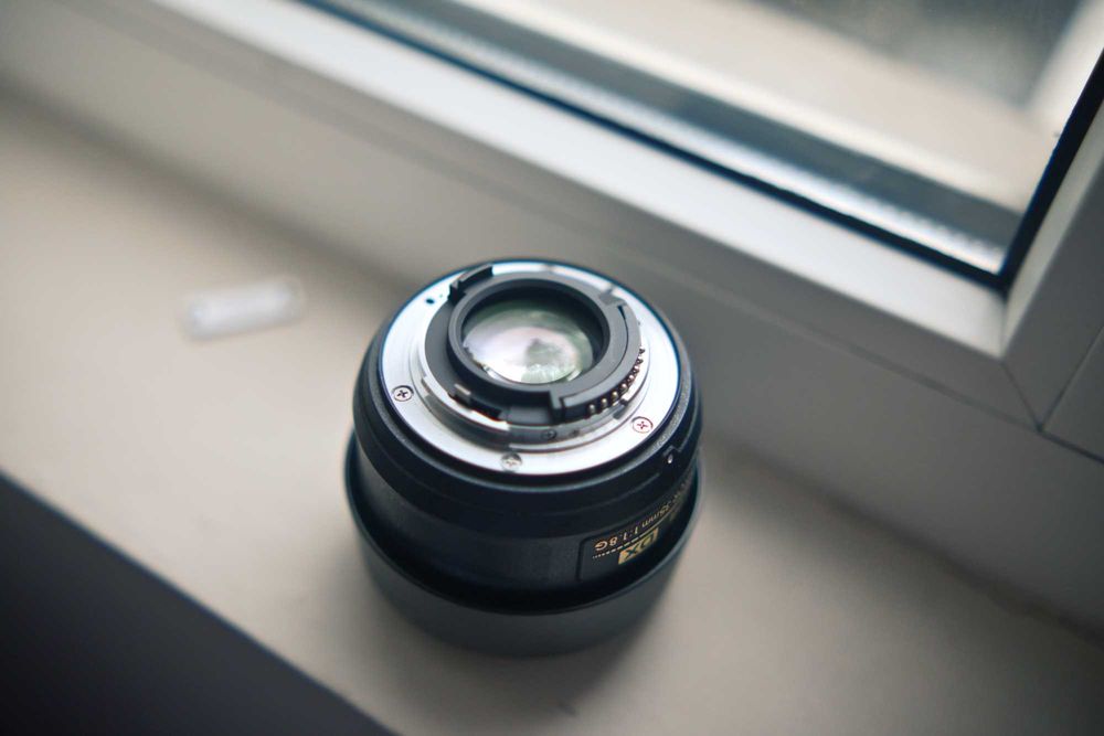 Nikon DX AF-S Nikkor 35mm 1:1.8G - чудесен избор и с FTZ