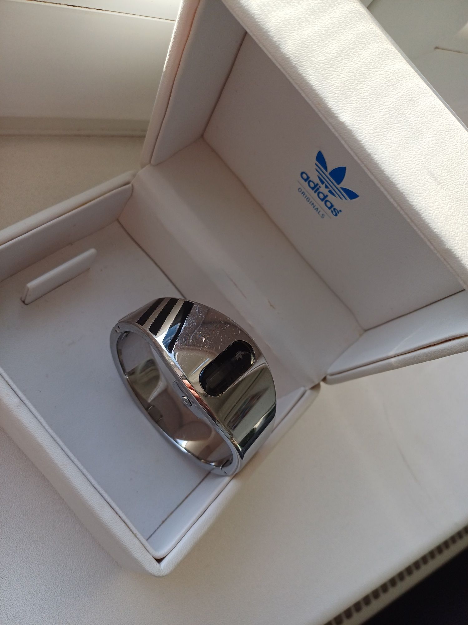 Ceas adidas nou nouț