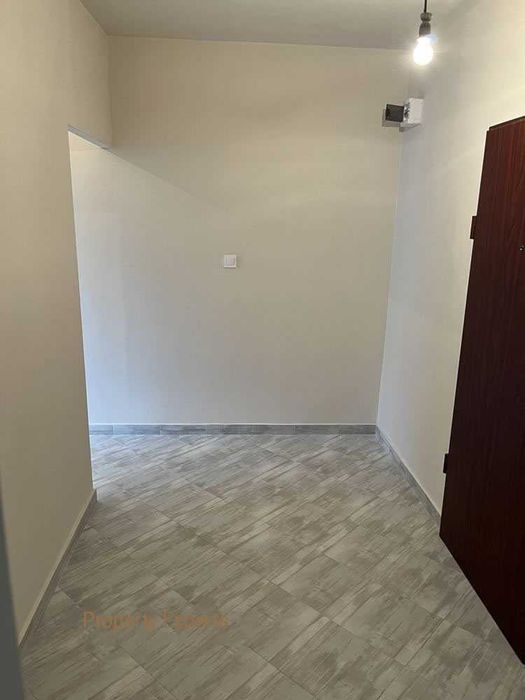 Дава се под наем Двустаен апартамент в София, Надежда 1 - 65 кв.м за 131000 € - Снимка #1