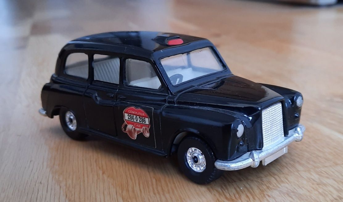 Corgi Austin London taxi cab 1:43 Gt. Britain 1978