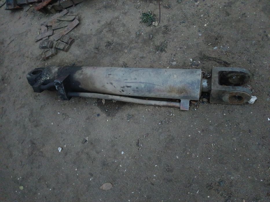 Целиндр погрузчик