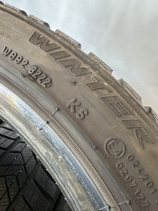 225/45/17 Pirelli dot22