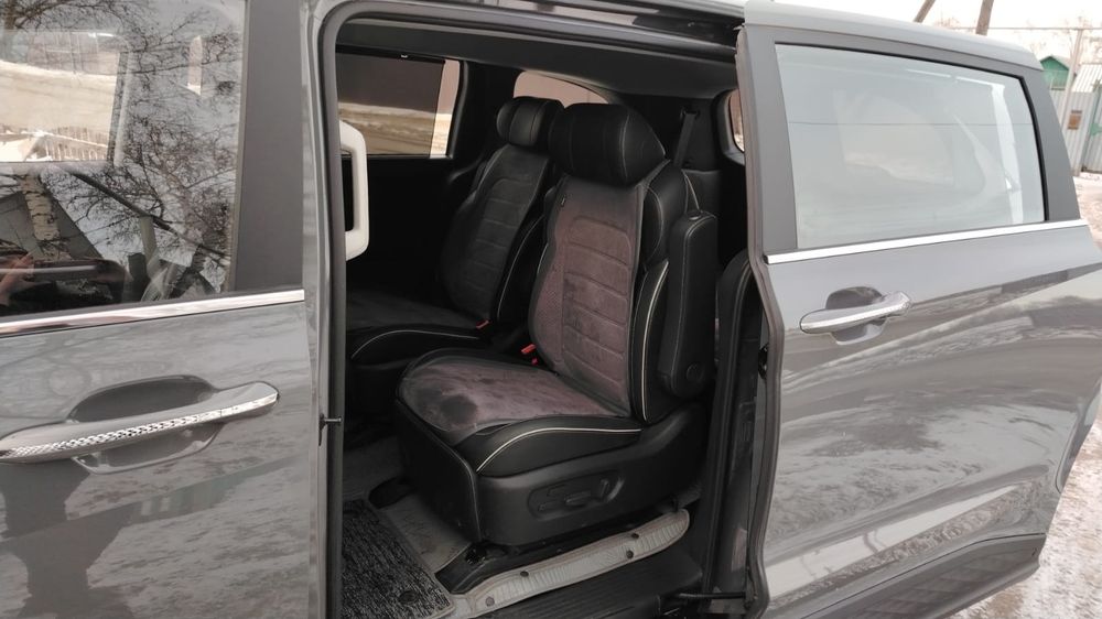 Продам Машину Hyundai Custin