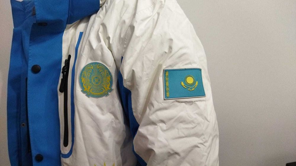 Зимний костюм.  Лыжный костюм