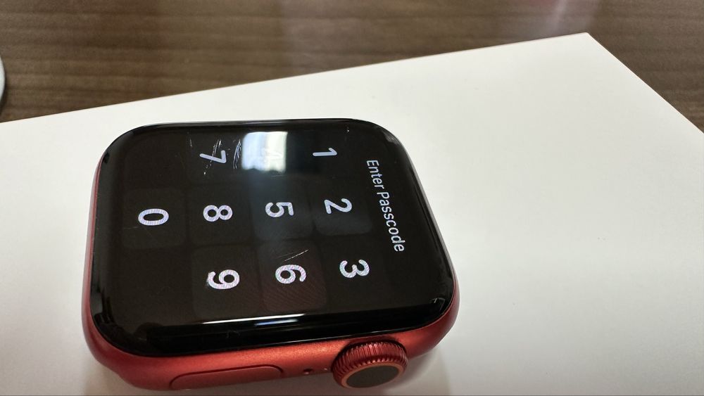 Apple Watch 6 Red