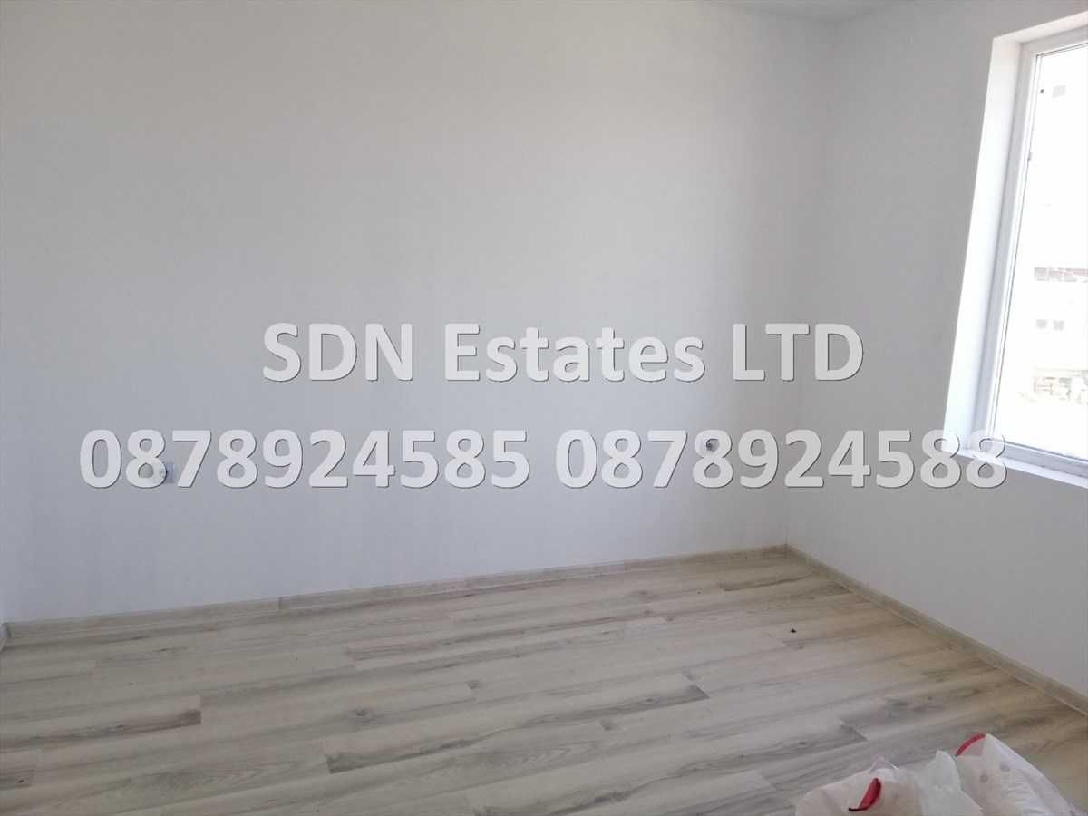 Продава се Къща в Казанлък - 250 кв.м за 714 €/кв.м - Снимка #3
