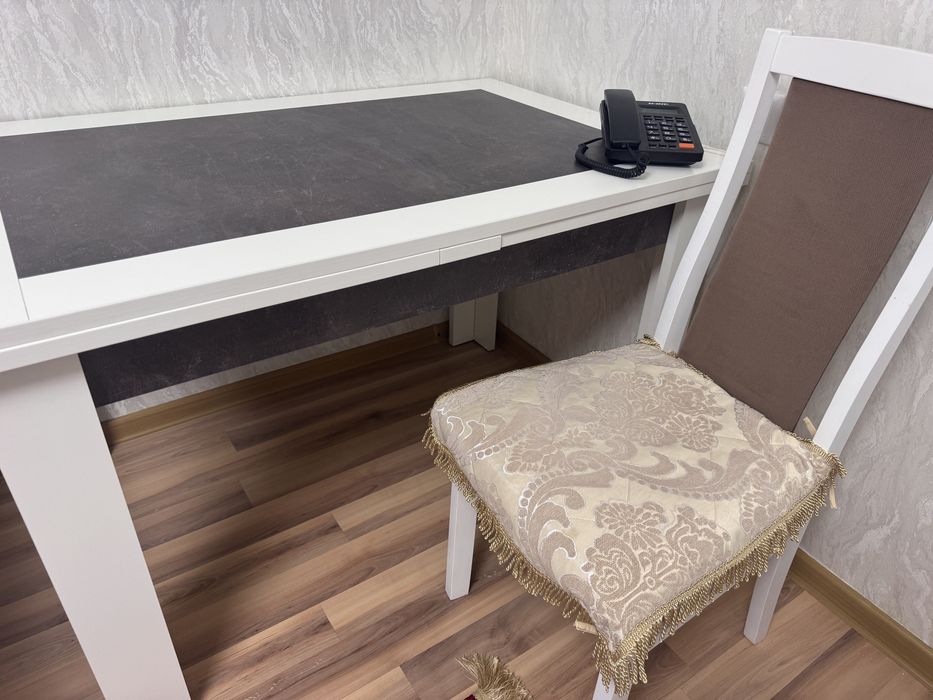 Продам стол стулья