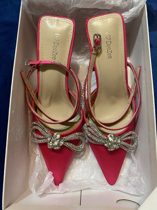 Pantofi cu toc DeeZee