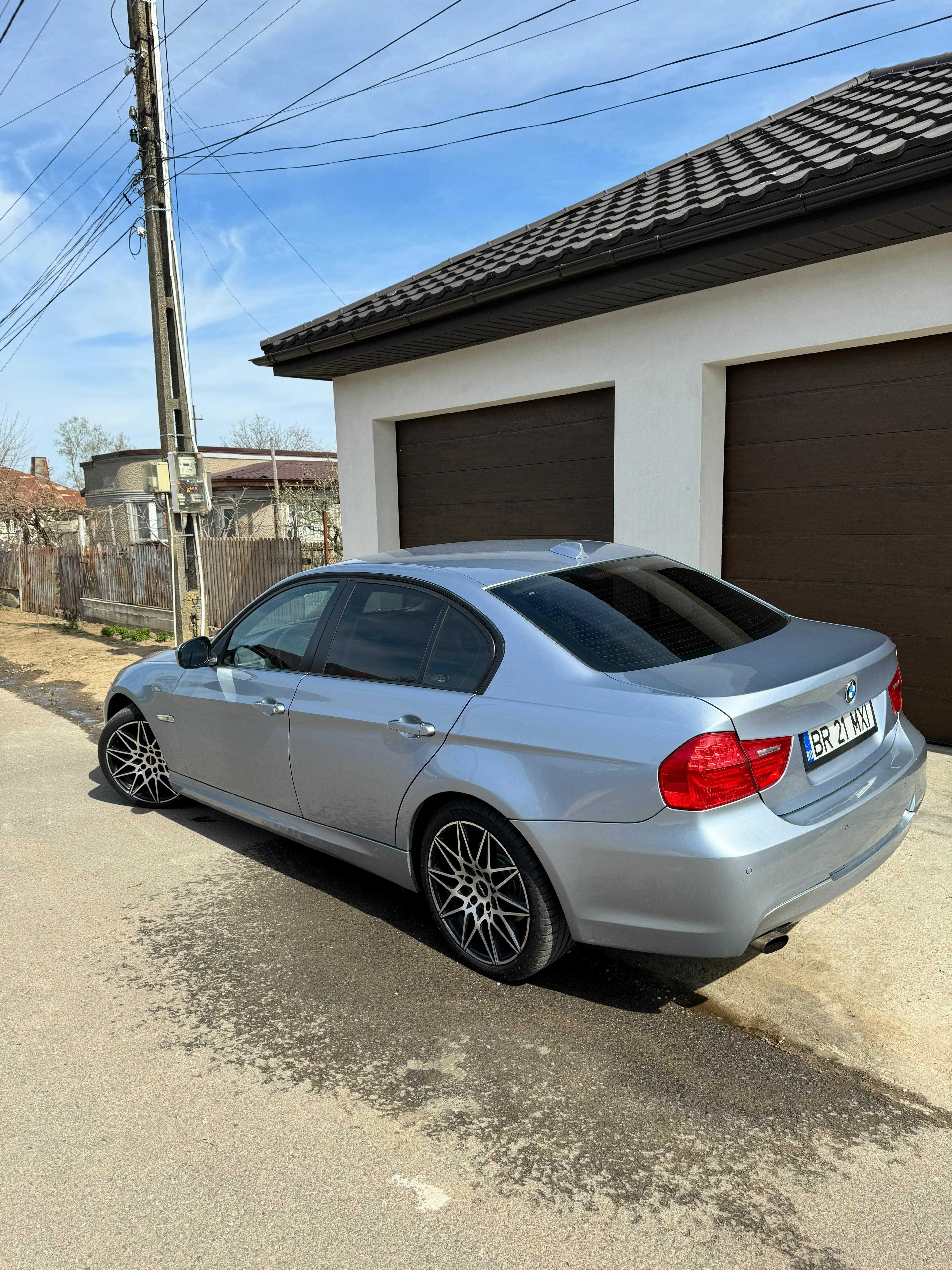 Vând BMW. seria 3 Facelift E90