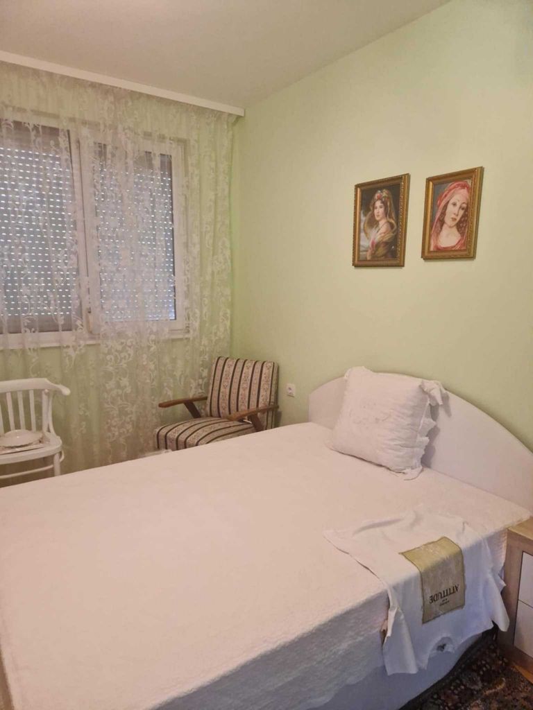 Продава се Четиристаен апартамент в Стара Загора, Център - 82 кв.м за 1707 €/кв.м - Снимка #17