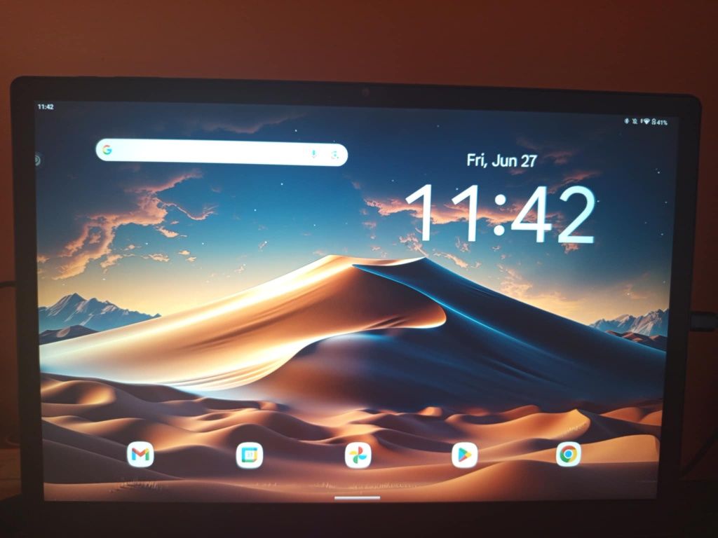 Prodavam Tablet 14.1 inci 12+24GB 256GB Android 14 2К дисплеуи