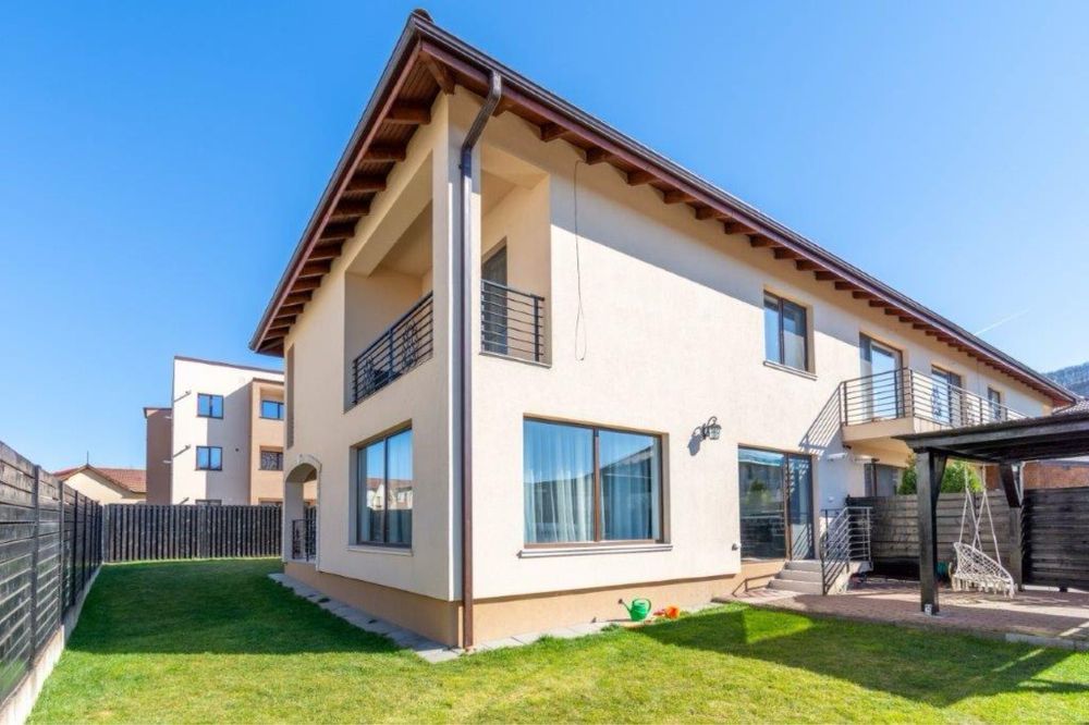 Inchiriere casa Floresti