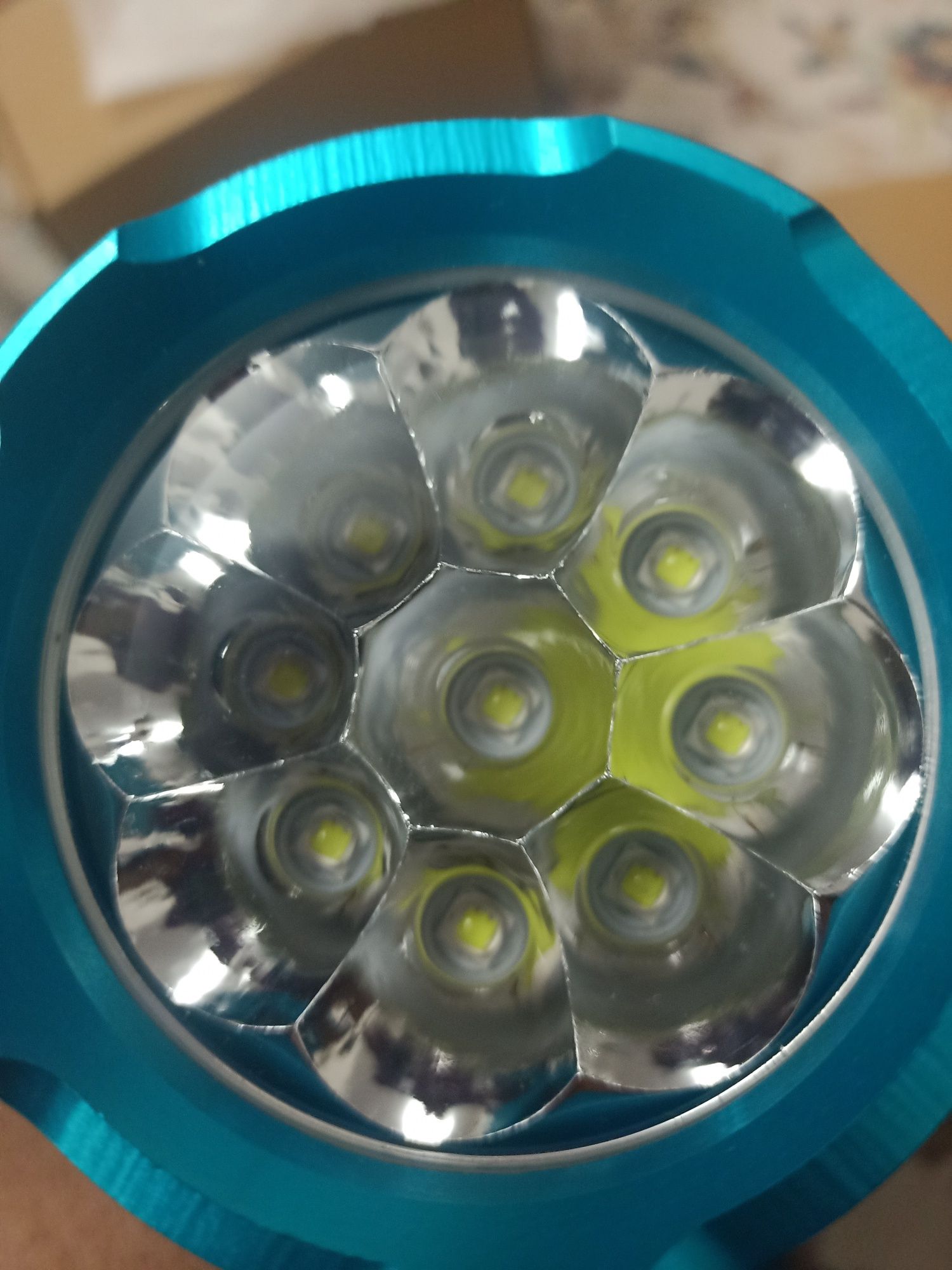Фонарь 9 xml2  led для дайвингв