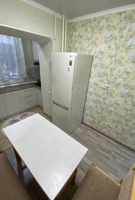 Срочно сдам 2/2/4 на Буз-2 ор-р Экобазар 378*