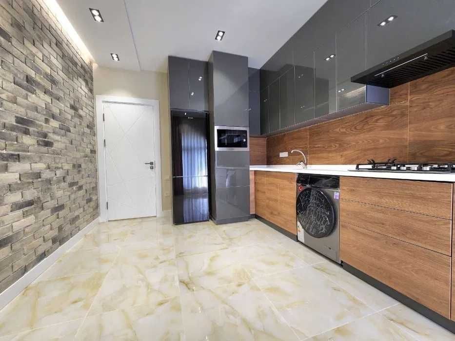 Maksim Gorkiy metro yaqnida arenda Bezmakler