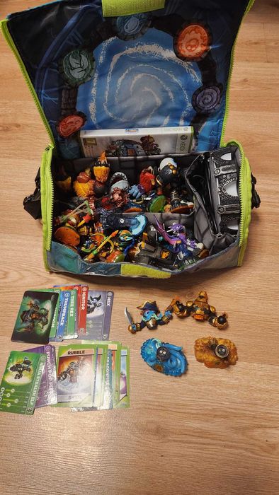 Pachet complet Skylanders portal joc figurine