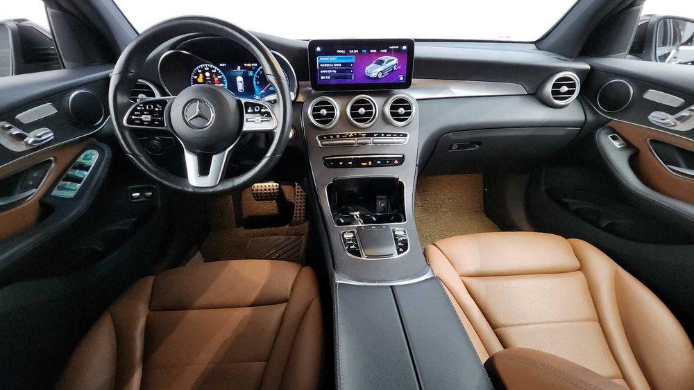Mercedes-Benz GLC-Class GLC300e 4MATIC Coupe