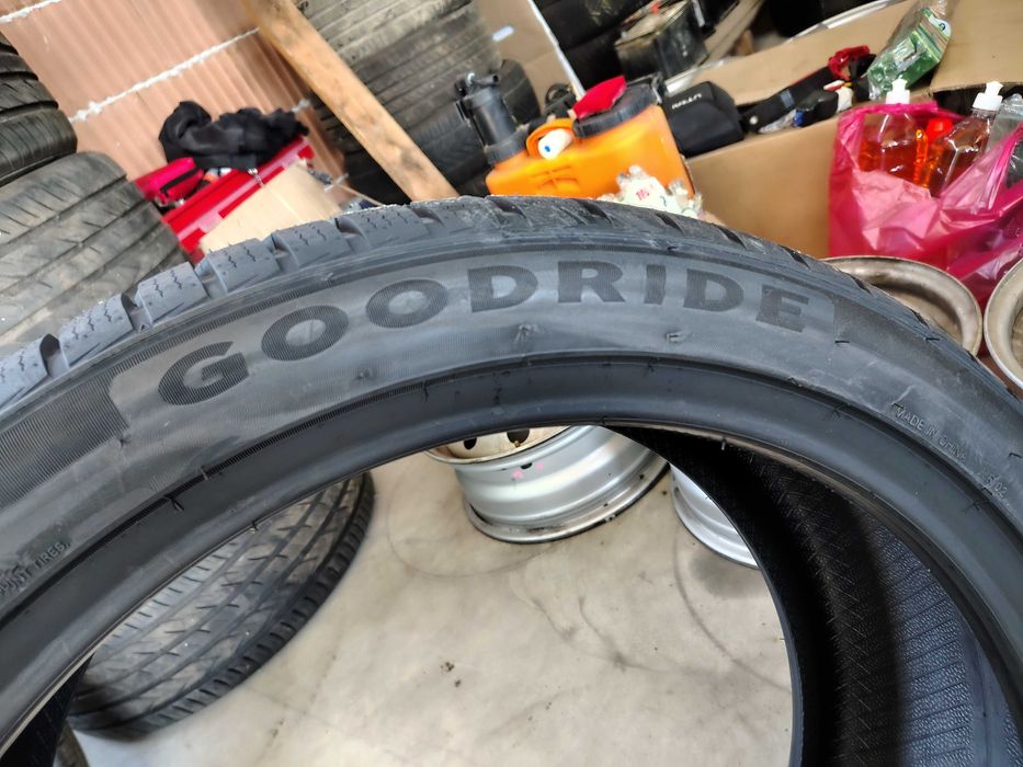 4бр.НОВИ зимни гуми GOODRIDE 245 40 19 DOT25 цена за брой