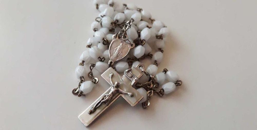 Vechi Rozariu Rugaciune cu sidef Cruce si medalion 59 bile , Germania