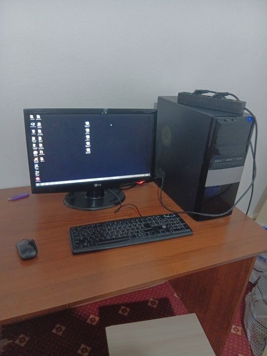 Компьютер для роботы и для старых не треботовленых игр