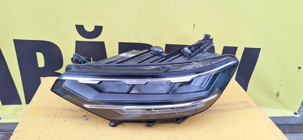Far stanga volkswagen passat b8 full led