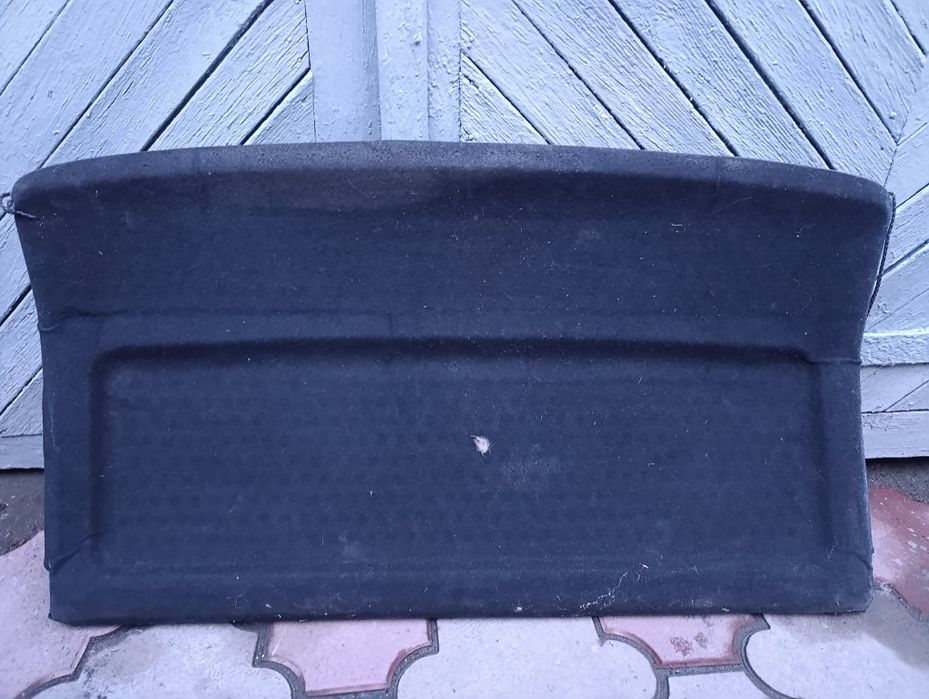 Задняя полка Гольф 3