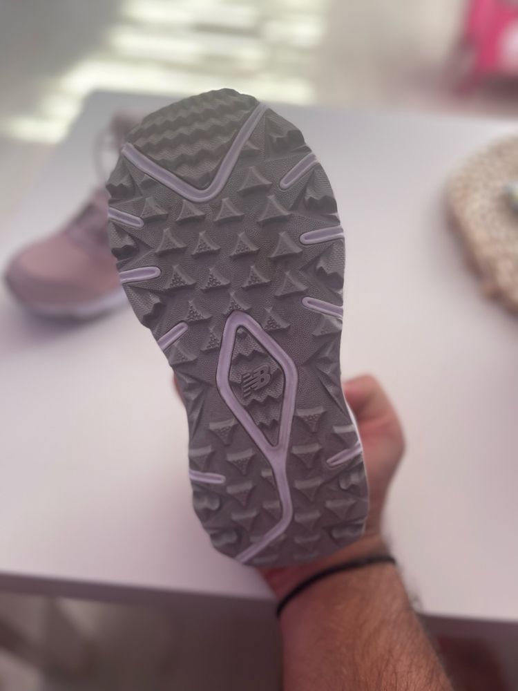 Детски зимни обувки New Balance номер 28.5 / 17 см стелка