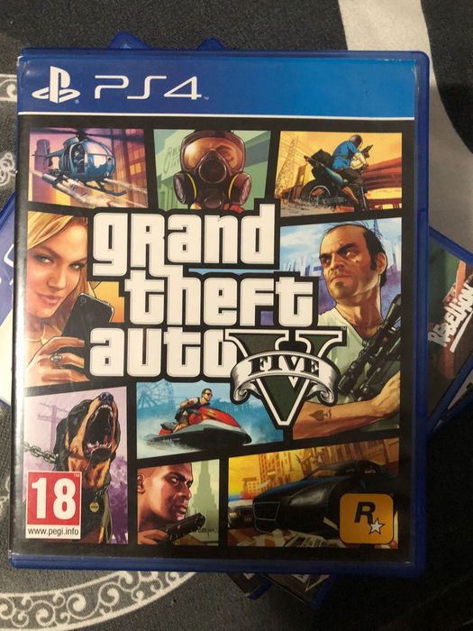 Vand PS4 + jocuri