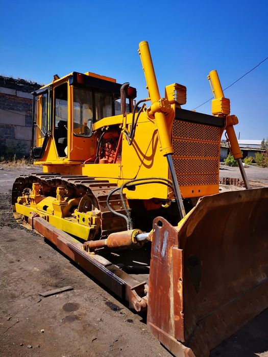 Бульдозер (18 тонн)