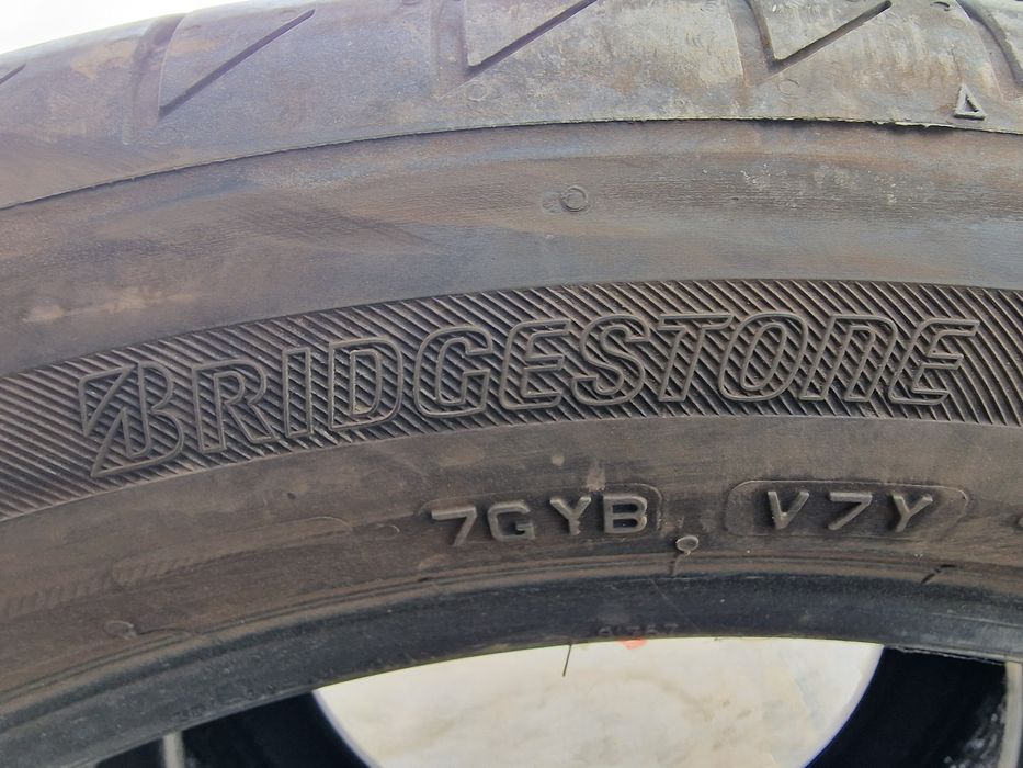 Anvelope 235/50R20 marca Bridgestone, DOT 2021