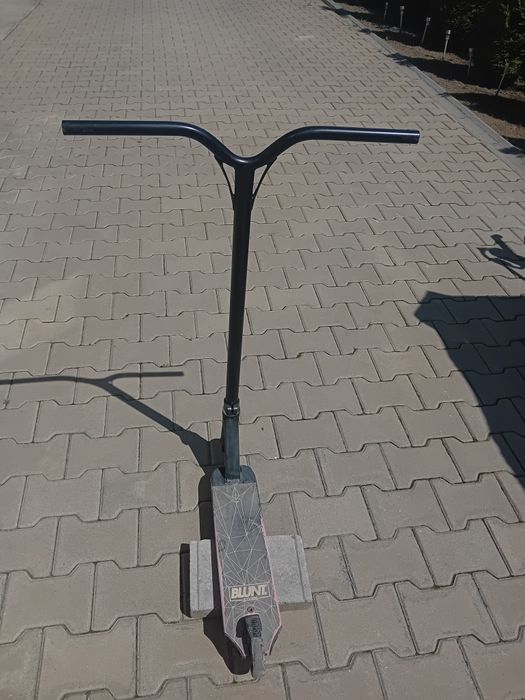Vand trotineta freestyle custom Blunt one s3