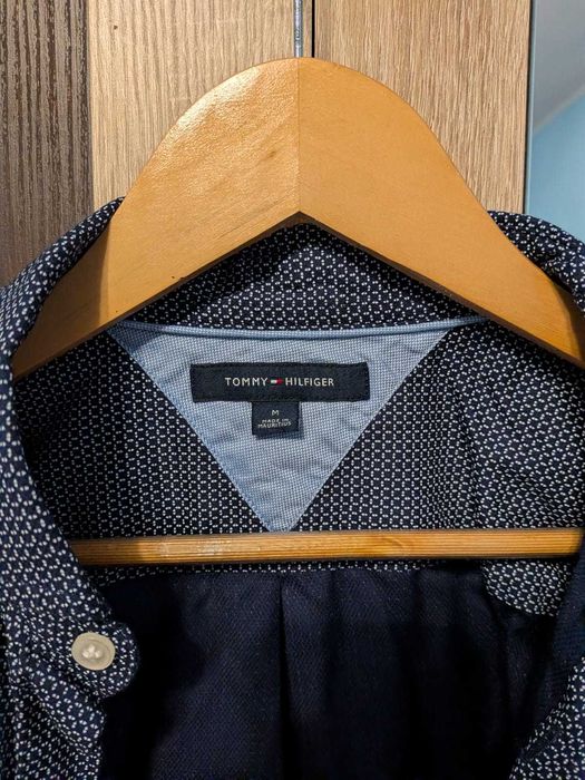 Set Exclusiv 4 camasi barbati ,marime M - NOI, NEPURTATE