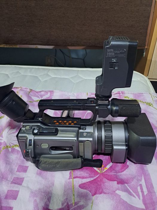 Camera video FX2100 lampa 2bateri