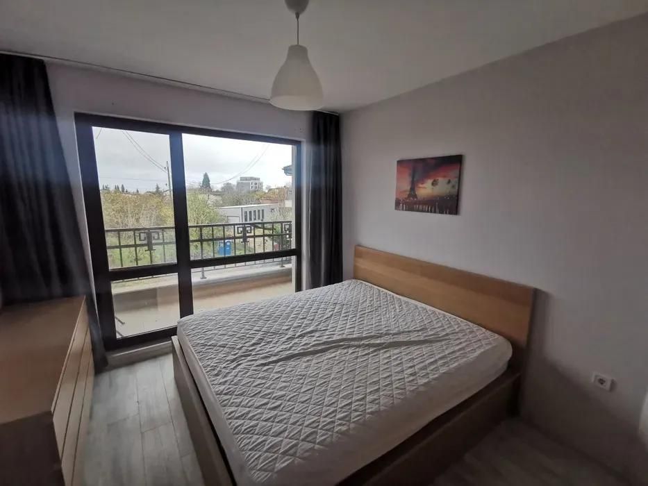 Тристаен апартамент, под наем, кв. Бриз