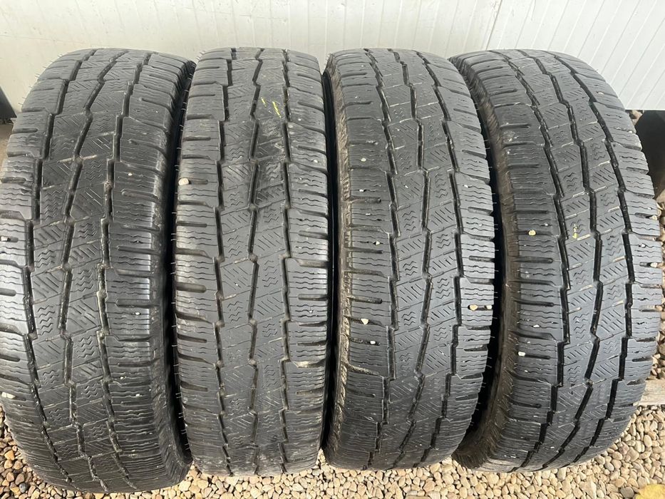 205/75 16 C Anvelope de iarna Michelin