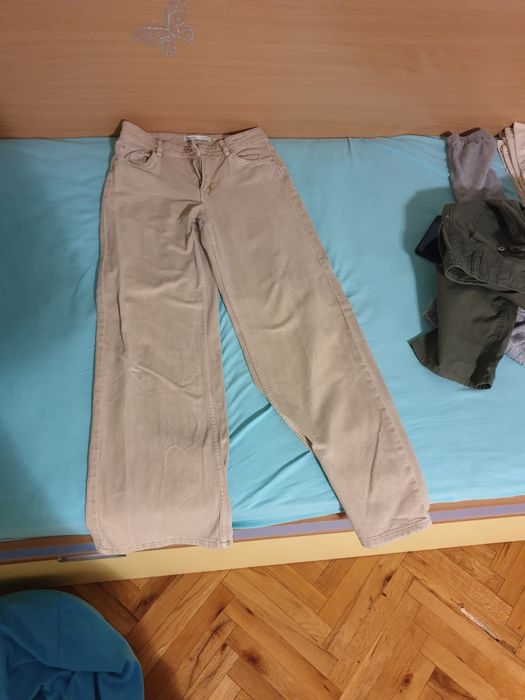 Бежови широки дънки