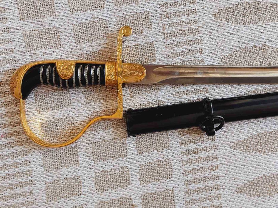 Парадна нем. сабя-Вермахт 1933-34год.позлатена  ръкохватка,като нова