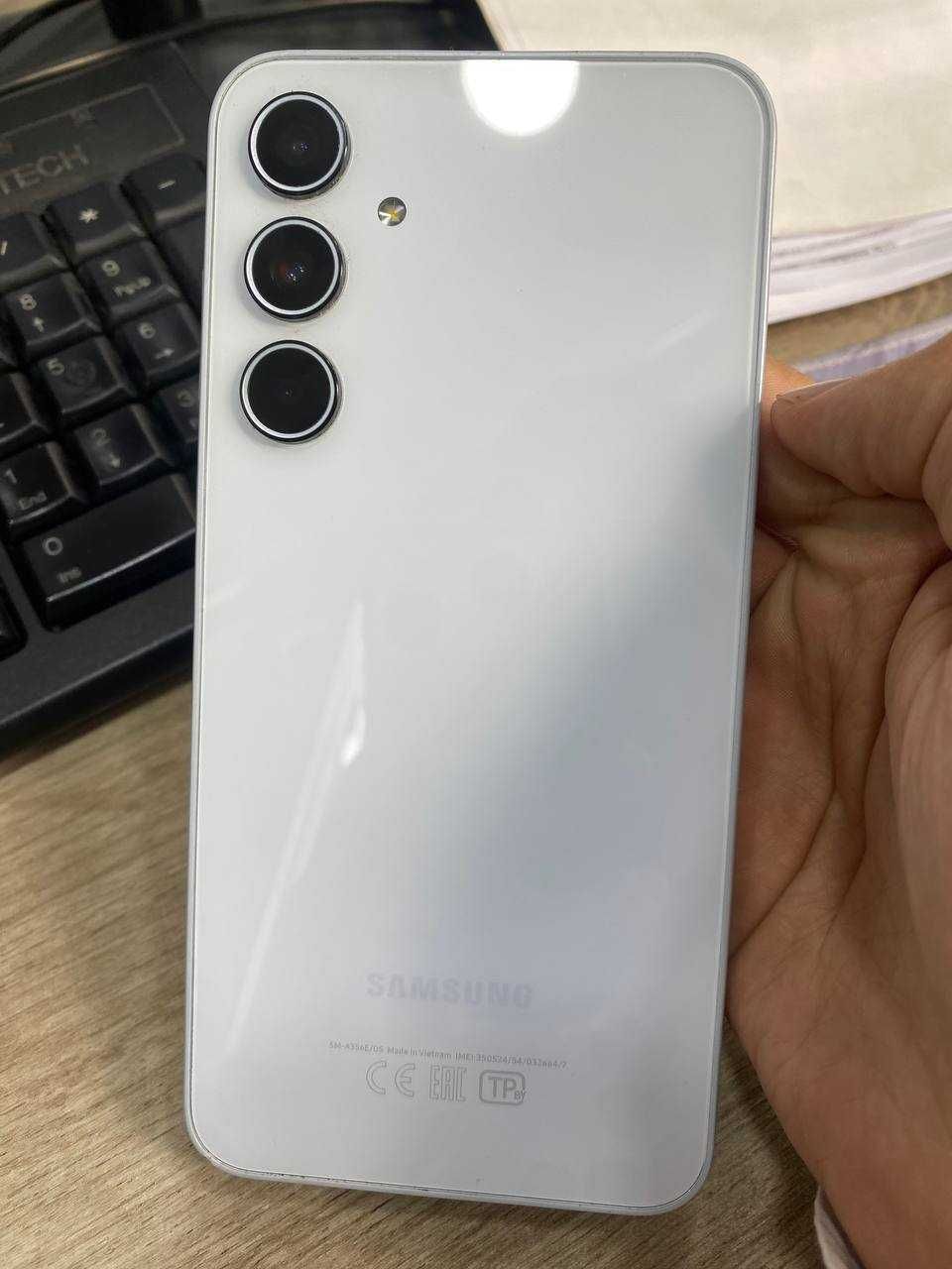 Galaxy A35 8/128 1yil ishlagan