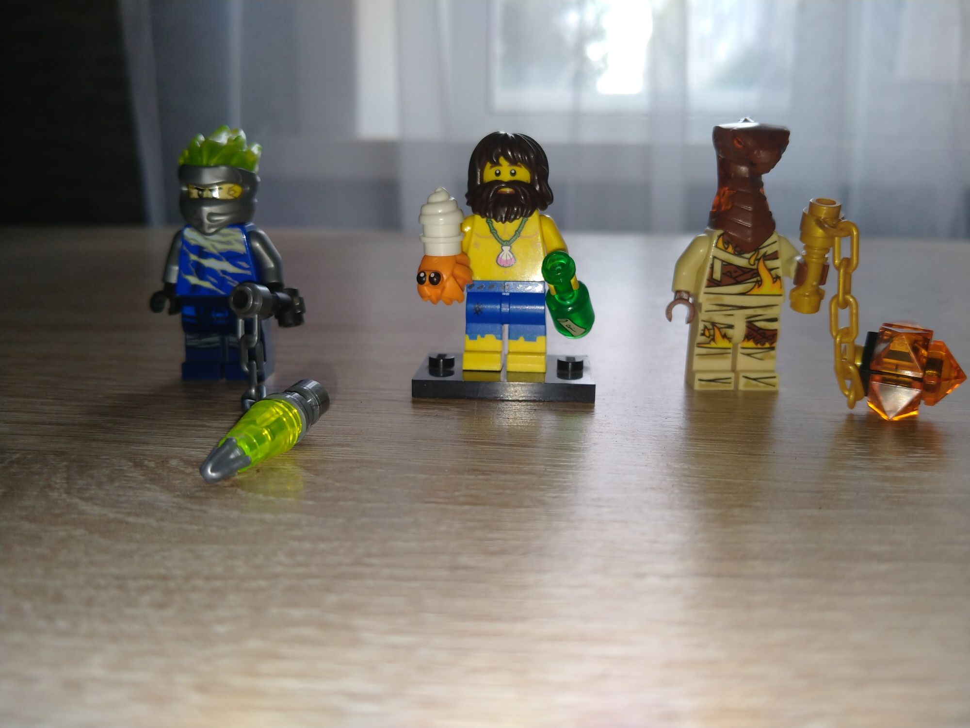 Lego Ninjago+ Lego Minifigures 20